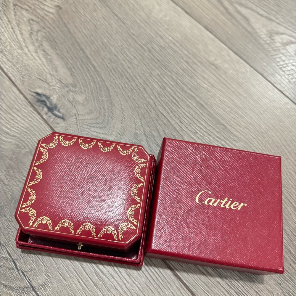 Authentic Cartier Empty Box Full Set. - image 4